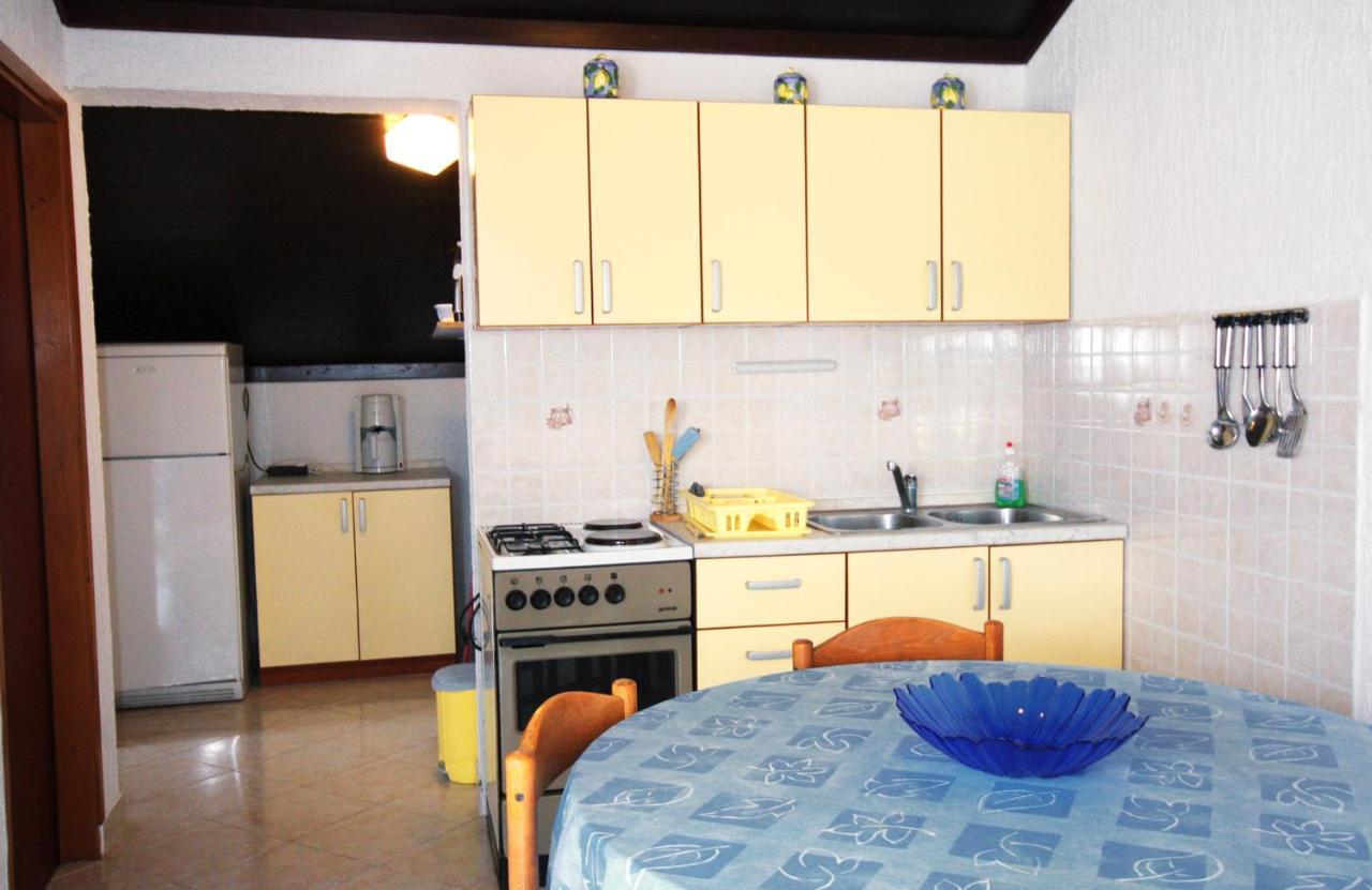 Apartments With A Parking Space Kampor, Rab - 5032 Ngoại thất bức ảnh